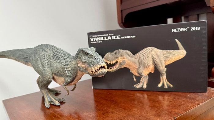 Premium Collectable Jurassic Park/King Kong Collection (5 figures)