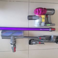 dyson v7 in great condition after full service done with fresh filter and motorhead
