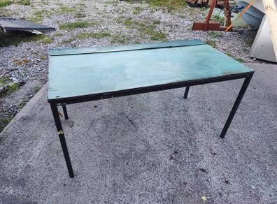 work bench/table