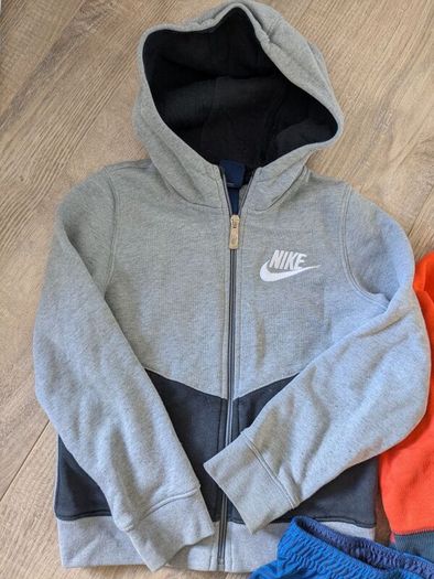 Kids Nike bundle 6-7yrs