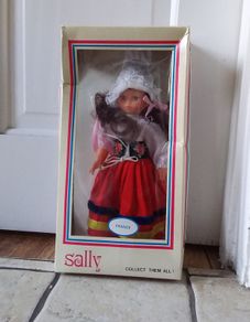 Sally Collect Them All - 1970s Countries of The World Dolls - France