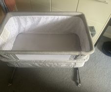 baby cot