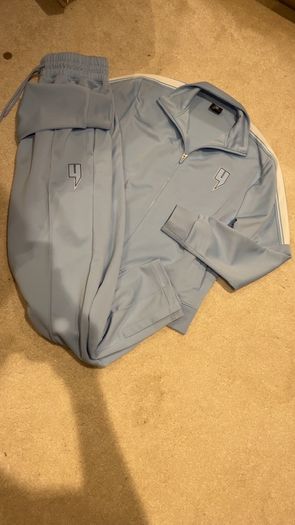 baby blue yelir tracksuit