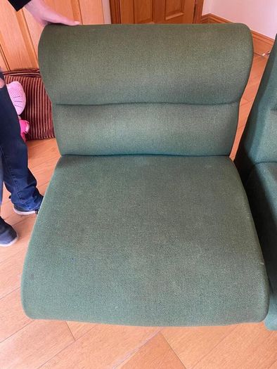 Chairs x3