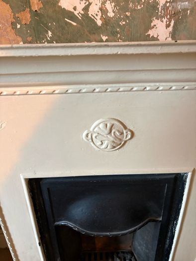 Cast Iron fireplace with grate