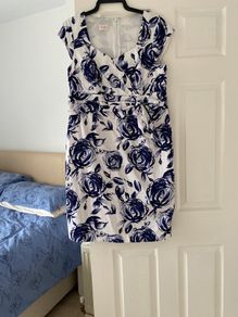 libra dress size 16