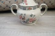 vintage royal tudor pot