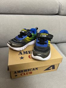 Toddler sneakers, size 23 (6)