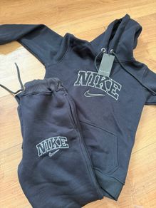 tracksuit