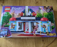 Lego Friends for sale (retired sets)