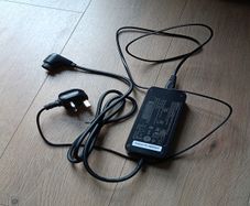 elops bike charger
