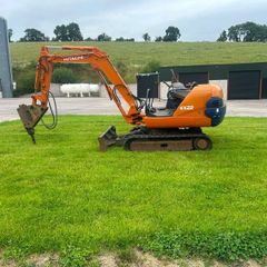 Hitachi Ec22