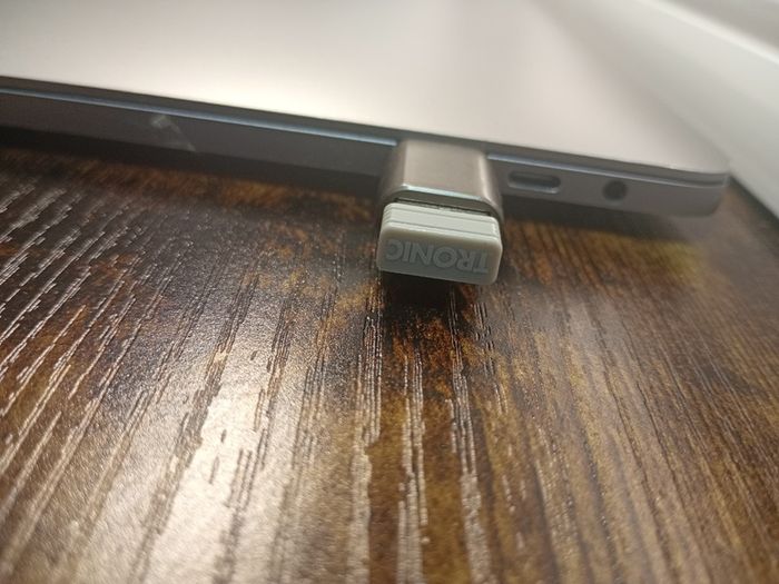 MacBook Pro 13" 2016 Touch Bar-i7 3.3GHz/16GB/ 256GB SSD