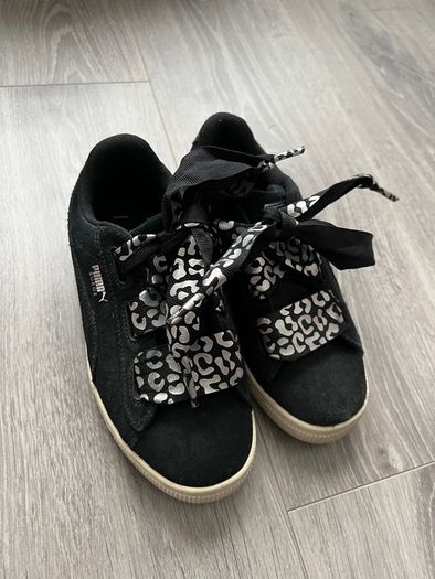 Puma Suede size 1uk