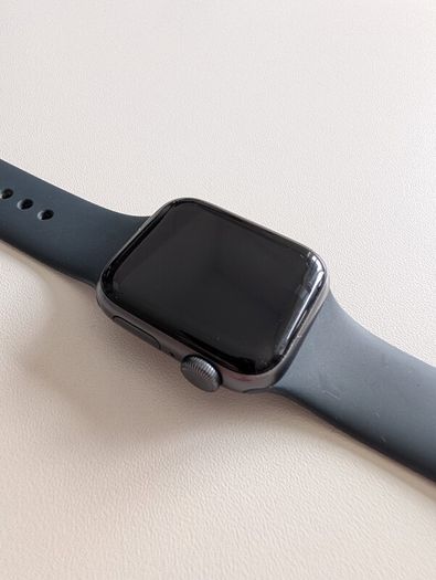Apple Watch SE 2nd Gen, 40mm - Space Grey