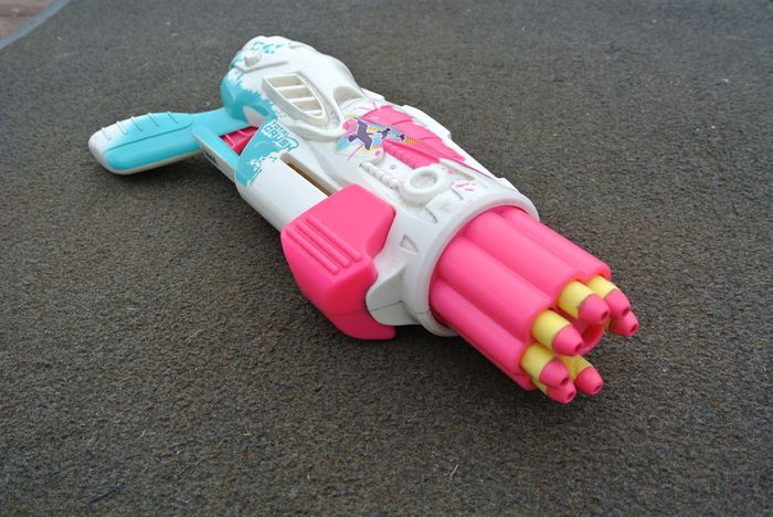Total Crush Gun With Bullets