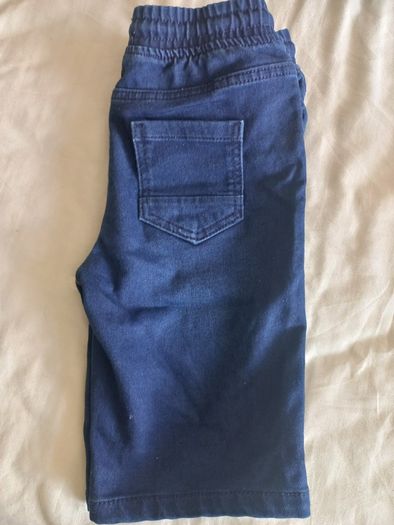 Boys shorts - almost new 8-10 yrs old