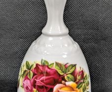 Royal Albert Old Country Roses Bell