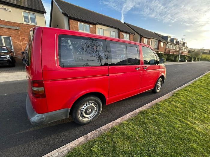Deposit Taken:Volkswagen T5 1.9 Camper / Shuttle
