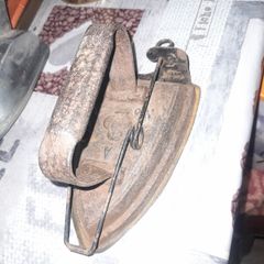 3 Lovely Old Clothes Iron Postage Available on all my Items or Collection in Rochfortbridge Westmeath,