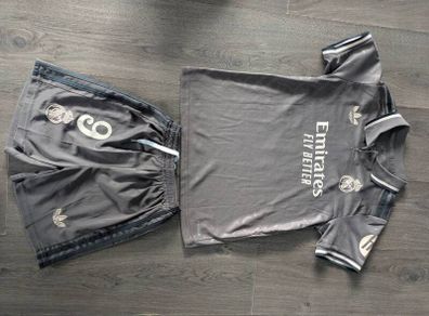 Kids 8-10 Replica Real Madrid Kit