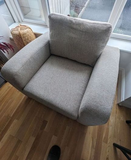 Layla DFS armchair