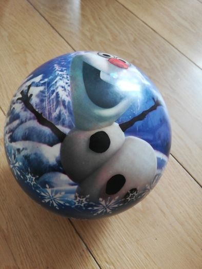 Disney Frozen ball