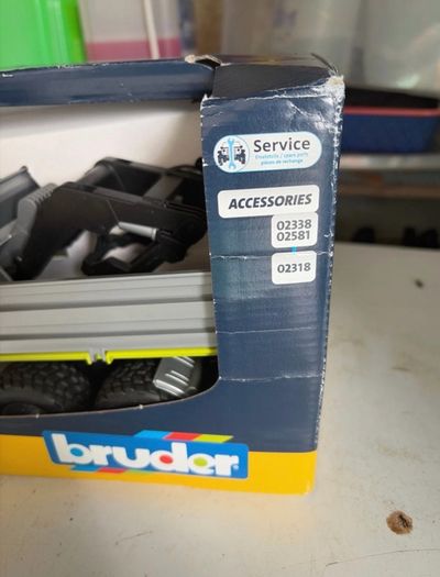 Bruder Tractor & Trailer