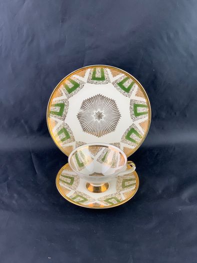 Striking Mid Century trio
