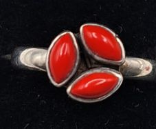 Vintage sterling silver coral ring size 0
