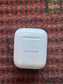 Apple AirPods (1st Generation) Original