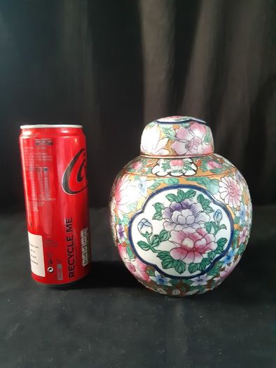 Famille Rose Medalion Ginger Jar