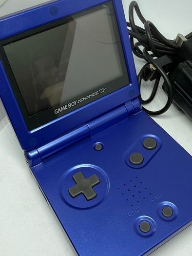 Nintendo Game Boy Advance SP
