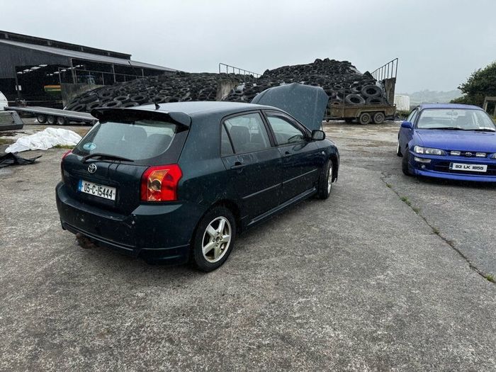 05 Toyota Corolla e12 breaking 1.4vvti