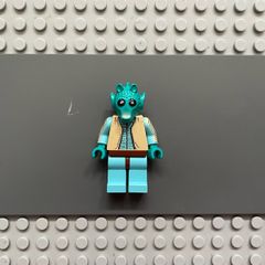 RARE! lego Star Wars sw0110 Greedo minifigure- Tan Vest, Sky Blue Legs