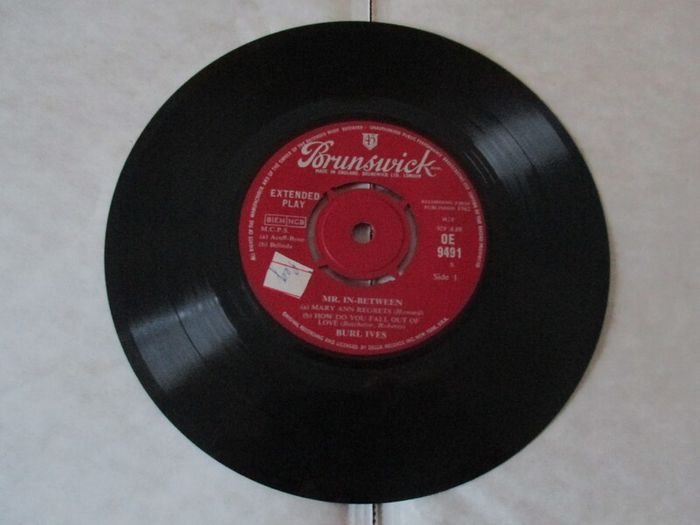 Burl Ives Mr. In-between E.p. 1962 Picture Sleeve Uk Pressing 45