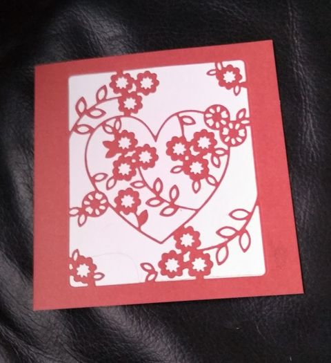 Xcut heart & flowers design die 2 piece