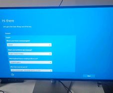 Dell U4323QE monitor ( orig box and cables incl)