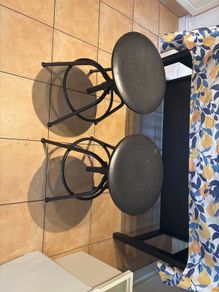 Adjustable bar stool