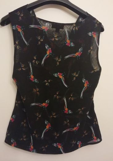 FREE POST Ladies Top by Fever lined with beautiful bird pattern Size 14