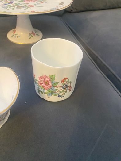Aynsley Pembroke China, 17 pieces