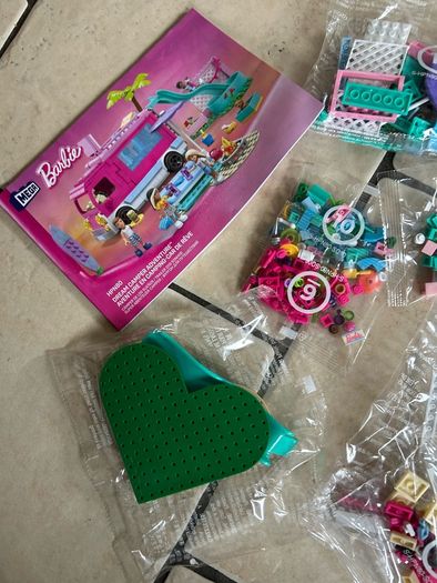 Mega Barbie Dream Camper Adventue