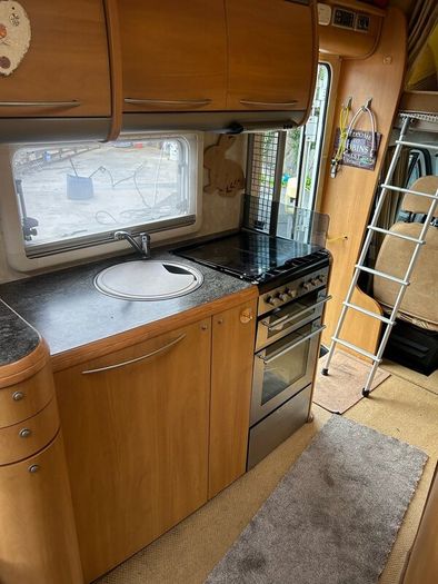 NI 4-Berth 2006 Swift Kon-Tiki 615 2.8 TD