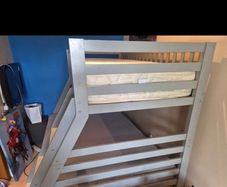 triple bunk
