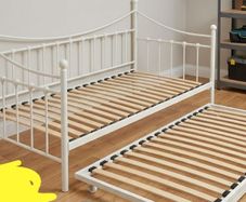 Beautiful Tendlr Day Bed