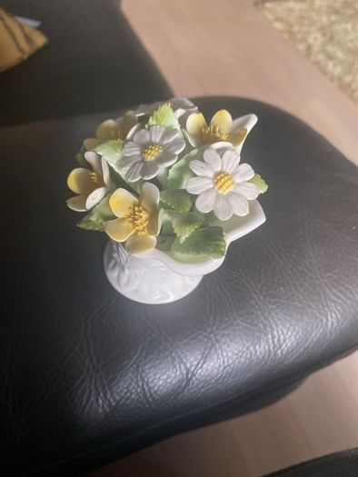 Royal Doulton  posy of flowers