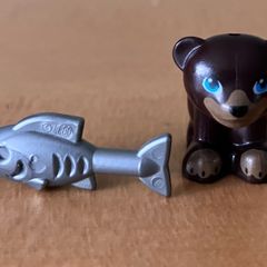 Lego Friends Bear Cub and Fish