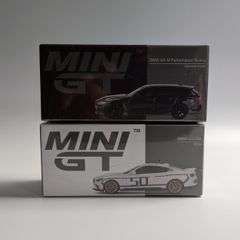 2x MiniGT BMWs M3 Touring & 3.0 CSL