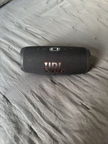 Jbl speaker