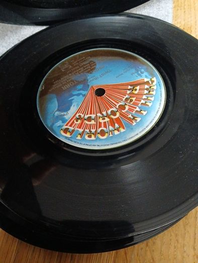 7" Records Not Fit For Playing! 50 In Total
